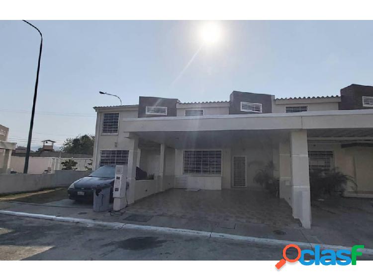 Casa en venta Cabudare Villas Del Golf Plaza 20-10920 AS