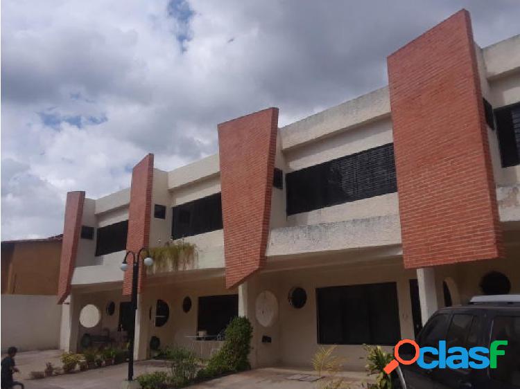 Townhouse en venta El Guayaba Naguanagua 5218 v2jjl