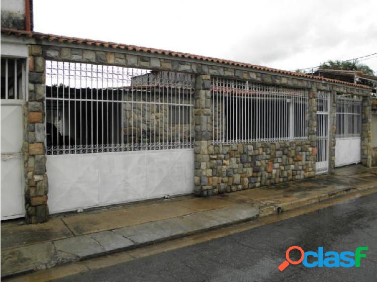 casa en venta en los naranjos guacara codigo 20-8042JV