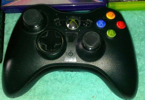 Xbox 360 Con Kinec Y Un Control