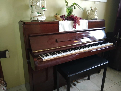 Piano Yamaha, Excelente Estado