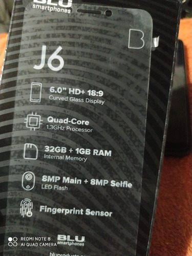 Celular Blu J6