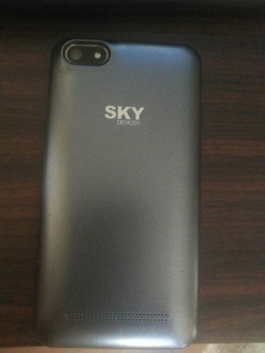 Celular Sky Platinum 4.0 Pantalla Dañada