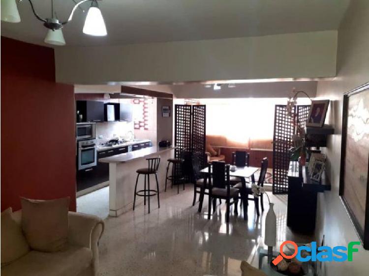 Junior Alvarado Vende Apartamento en BQTO RAH:20-19863 ?