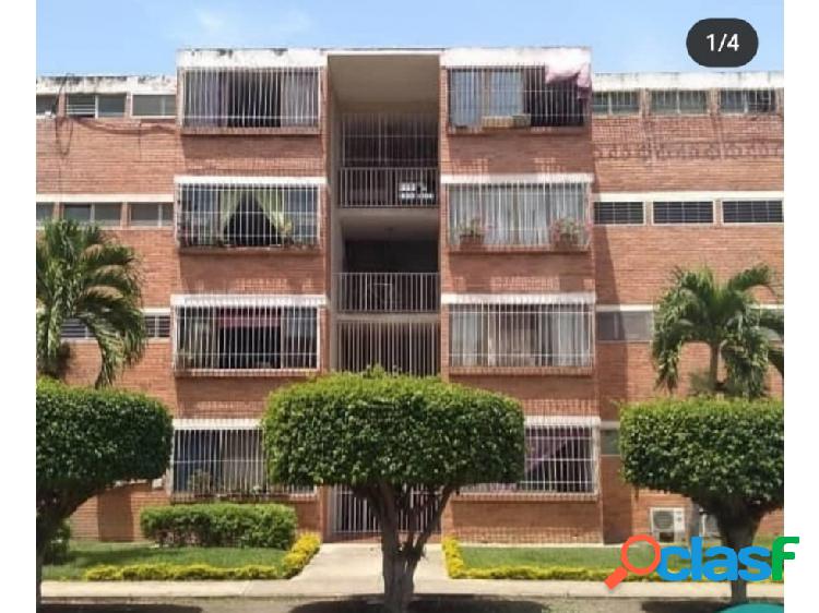 Junior Alvarado Vende Apartamento en BQTO RAH:20-21294