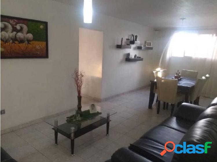 Junior Alvarado Vende Apartamento en BQTO RAH:20-6137 ?