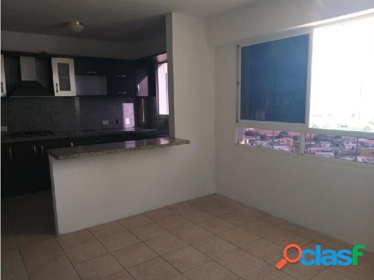 Junior Alvarado Venta Apartamento en BQTO RAH:20-1879 ?