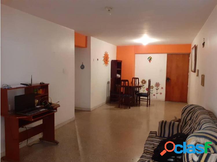 Junior Alvarado Venta Apartamento en BQTO RAH:20-22005