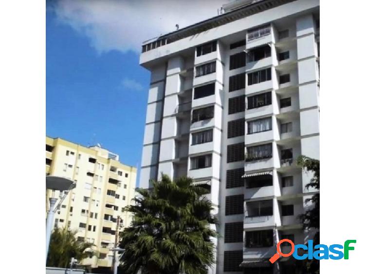 Se vende apto 109m2 3h+s/2b+s/1p Los Palos Grandes