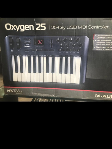 Controlador M-audio Oxygen 25