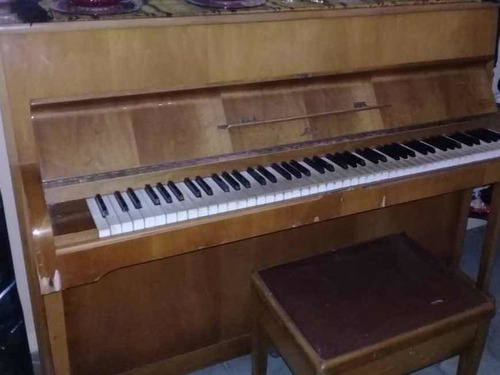 Piano Sauter