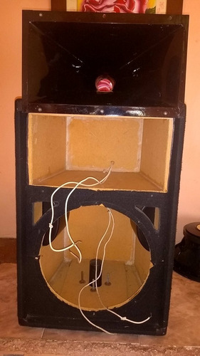 Caja Monitor Bajo 12 Com Boca De Pato Para Draiver 2 Pulgad