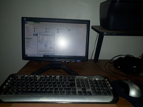 Computadora De Mesa Completa Monitor Hd 14 Teclado Y Mouse
