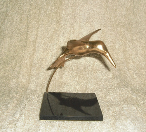 Escultura Colibri, Victor Vivas. Bronce. Cc.