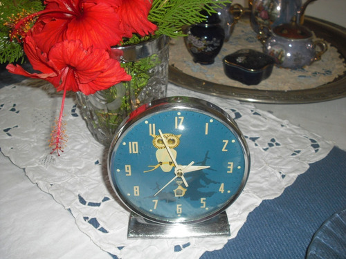 Reloj Despertador De Cuerda. Vintage Cc
