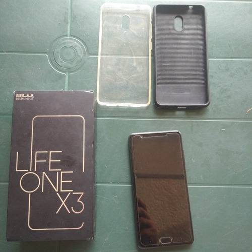 Teléfono Blu Life One X3