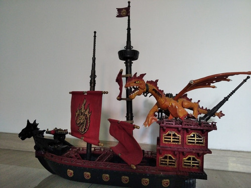 Barco Pirata Con Dragón