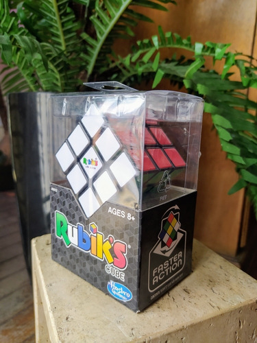 Cubo De Rubik's 3x3 Hasbro Original