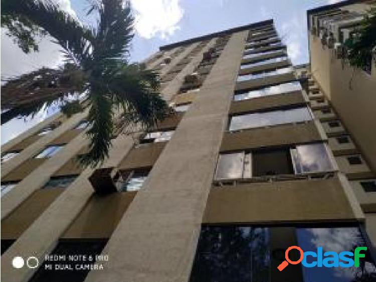 Apartamento en Venta en Valles de Camoruco Cod 20-10087 OPM