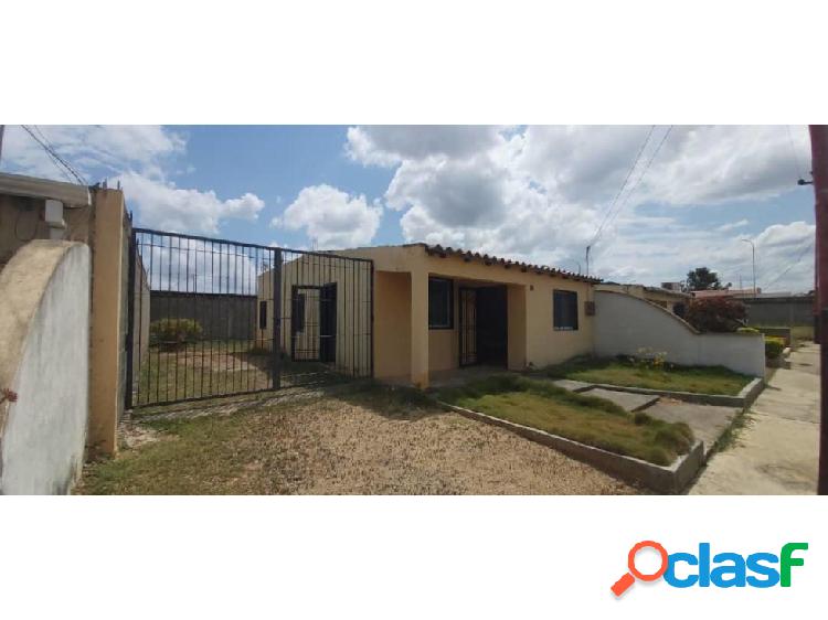 Casa en Alquiler Piedad Norte 20-10489 RM