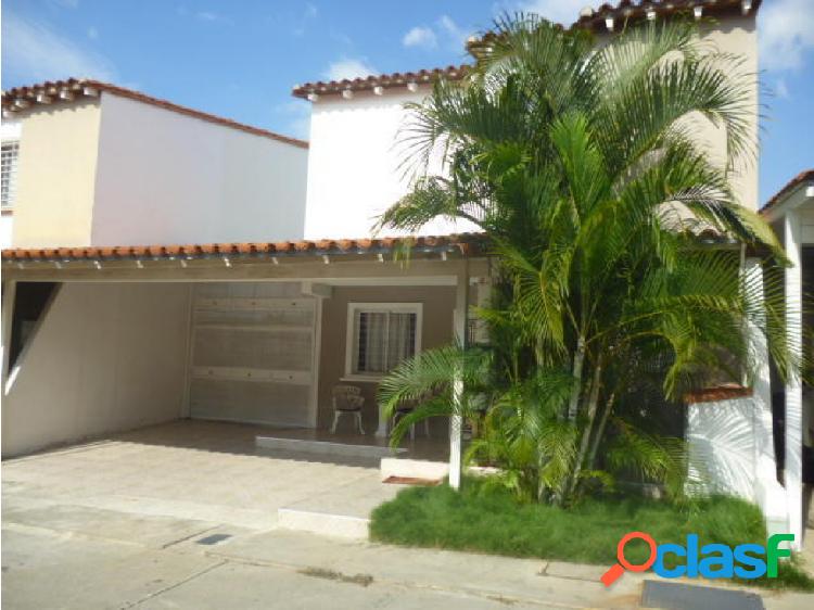 Casa en Venta Cabudare 20-3581 JM