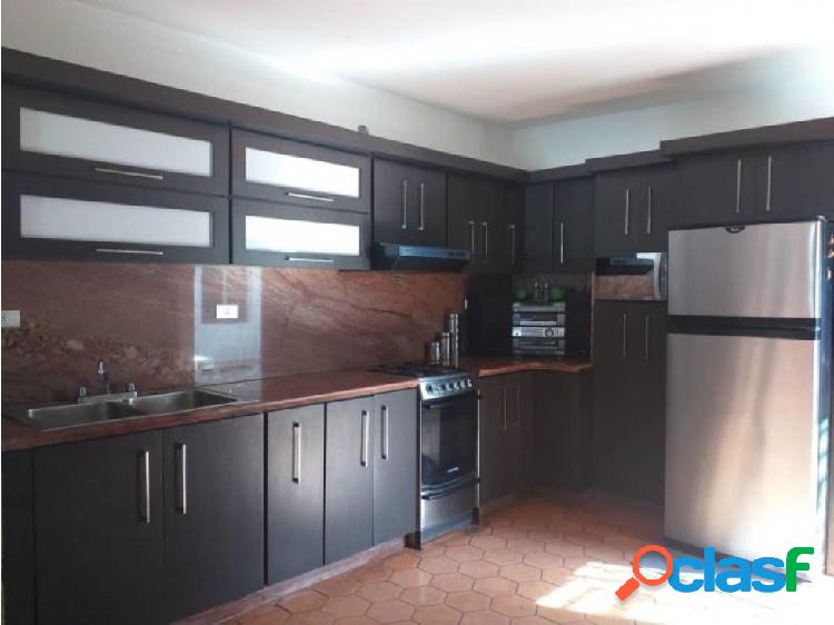 Junior Alvarado en vende Casa en BQTO RAH:20-6091