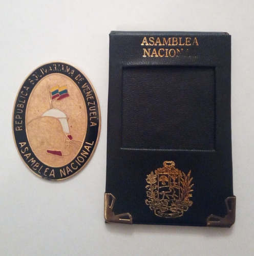 Vieja Chapa De La Asamblea Nacional Con Porta Credencial