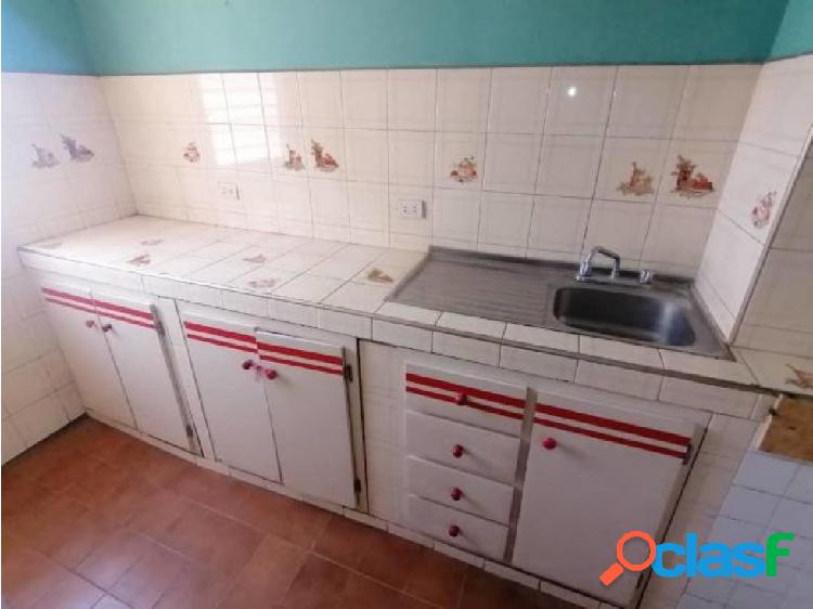 Apartamento Venta Almariera Cabudare 20-1883 AJ