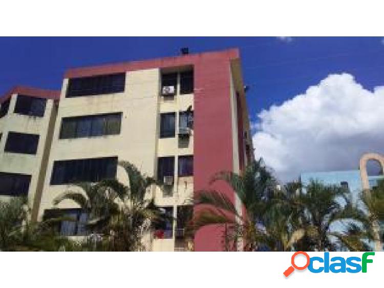 Apartamento en venta en La Campiña cod 20-3715 opm