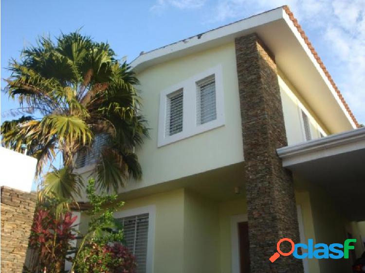 Casa en venta en Valencia La Trigaleña 20-1295 PJJL