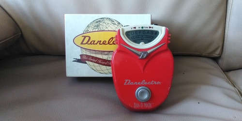 Pedal Afinador Danelectro Chromatic Stage Tuner