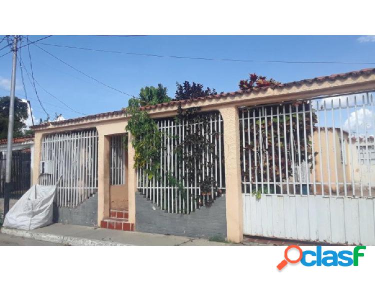 Casa en Venta Cabudare Valle Hondo, AL 20-7377