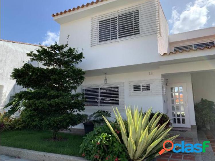 Casa en venta en Las Clavellinas 20-4846 CEA