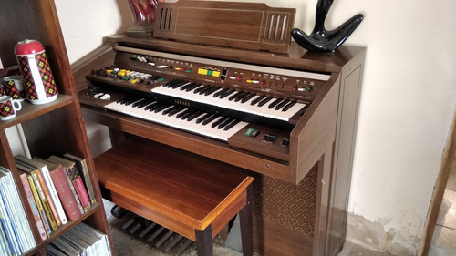Organo Yamaha Electone B-75n Usado Muy Bien Conservado