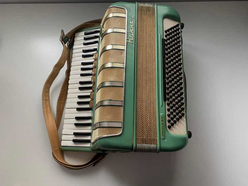 Acordeón Hohner Pirola Iii