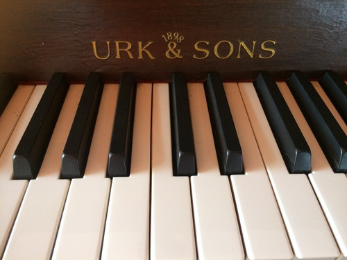 Piano Urk & Sons Holandes - Rotterdam