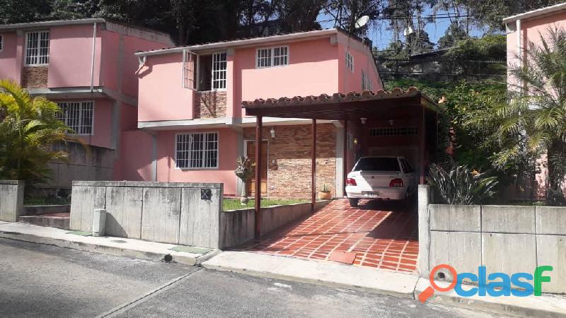 Venta de casa en San Antonio de Los Altos