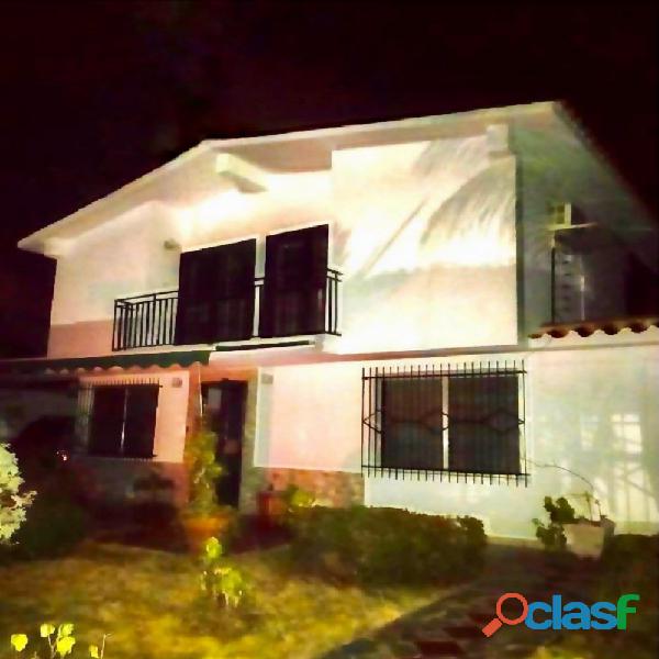 Casa en venta en Cumboto Norte, Puerto Cabello, Carabobo,