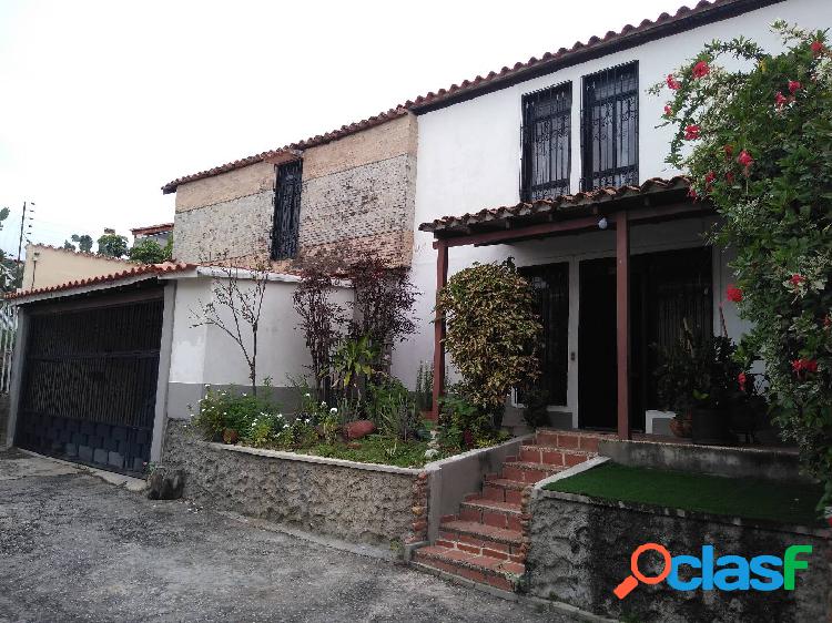 CASA EN VENTA EN EL PORTAL LA ROSALEDA