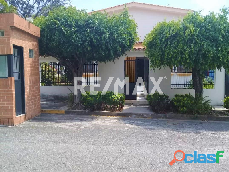 RE/MAX PARTNERS Vende Casa en Trigal Norte, Valencia