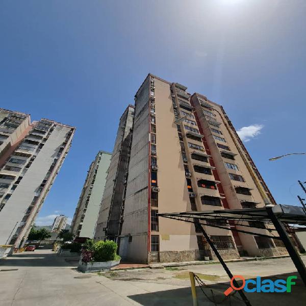 Apartamento en Venta en Conj. Res. Andrés Eloy Blanco, Los