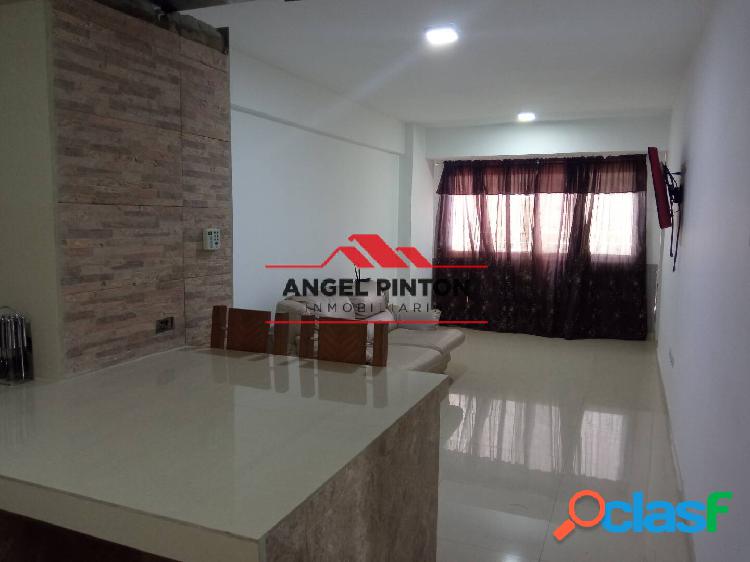 APARTAMENTO ALQUILER AV EL MILAGRO MARACAIBO API 1424