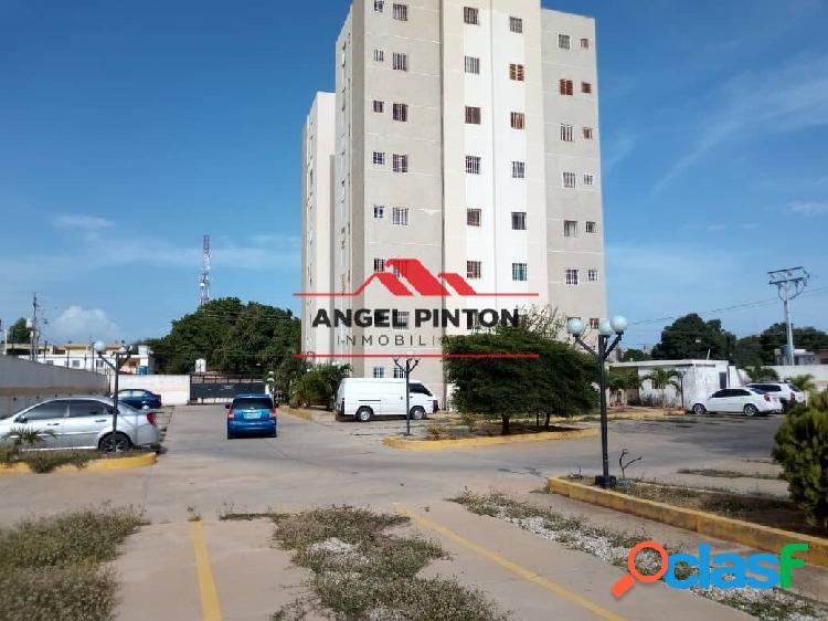 APARTAMENTO EN LA ROSALEDA MARACAIBO API 1456