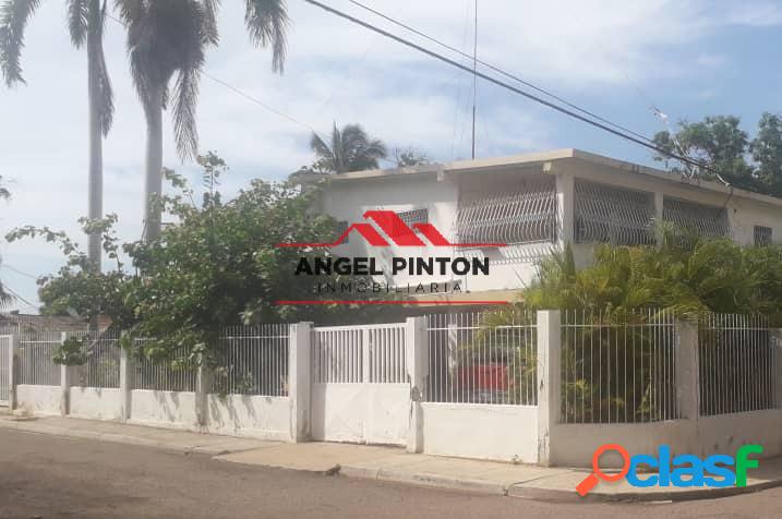 CASA VENTA AVENIDA 5 MARACAIBO API 1525