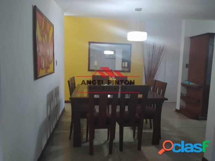 CASA EN VENTA EN URB. LOS NARANJOS MARACAIBO API 55