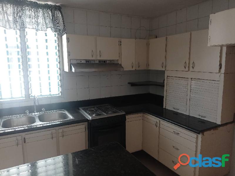 VENTA APARTAMENTO URB LOS CARDONES ESTE DE BARQUISIMETO LARA