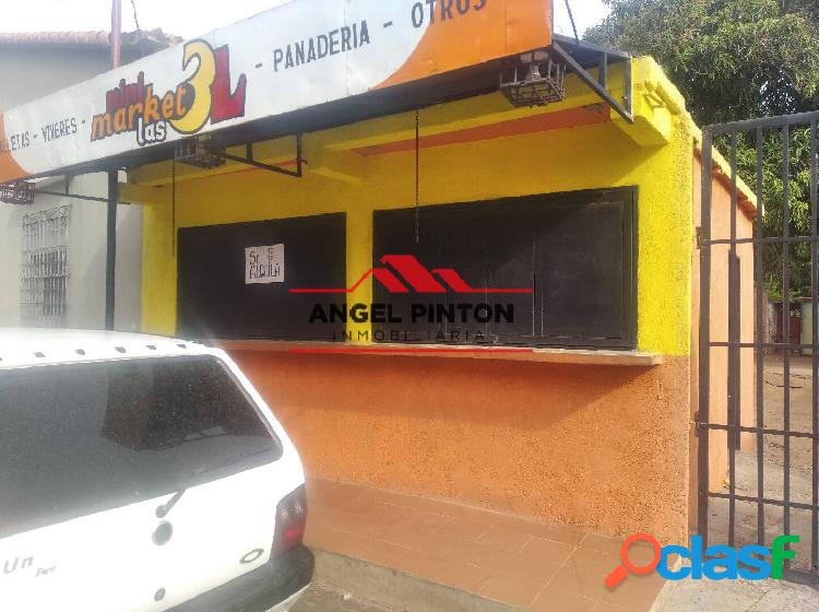LOCAL COMERCIAL CON TERRENO Y GALPON VENTA EN CENTRO DE