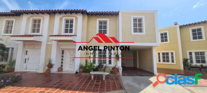 TOWNHOUSE EN VENTA AV DR PAUL MORENO MARACAIBO API 13