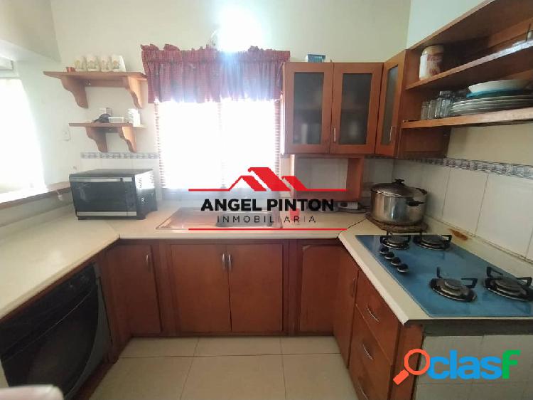 CASAEN VENTA EN PIEDRAS DEL SOL MARACAIBO API 1715