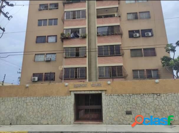 APARTAMENTO EN ALQUILER EN EL OESTE DE BARQUISIMETO